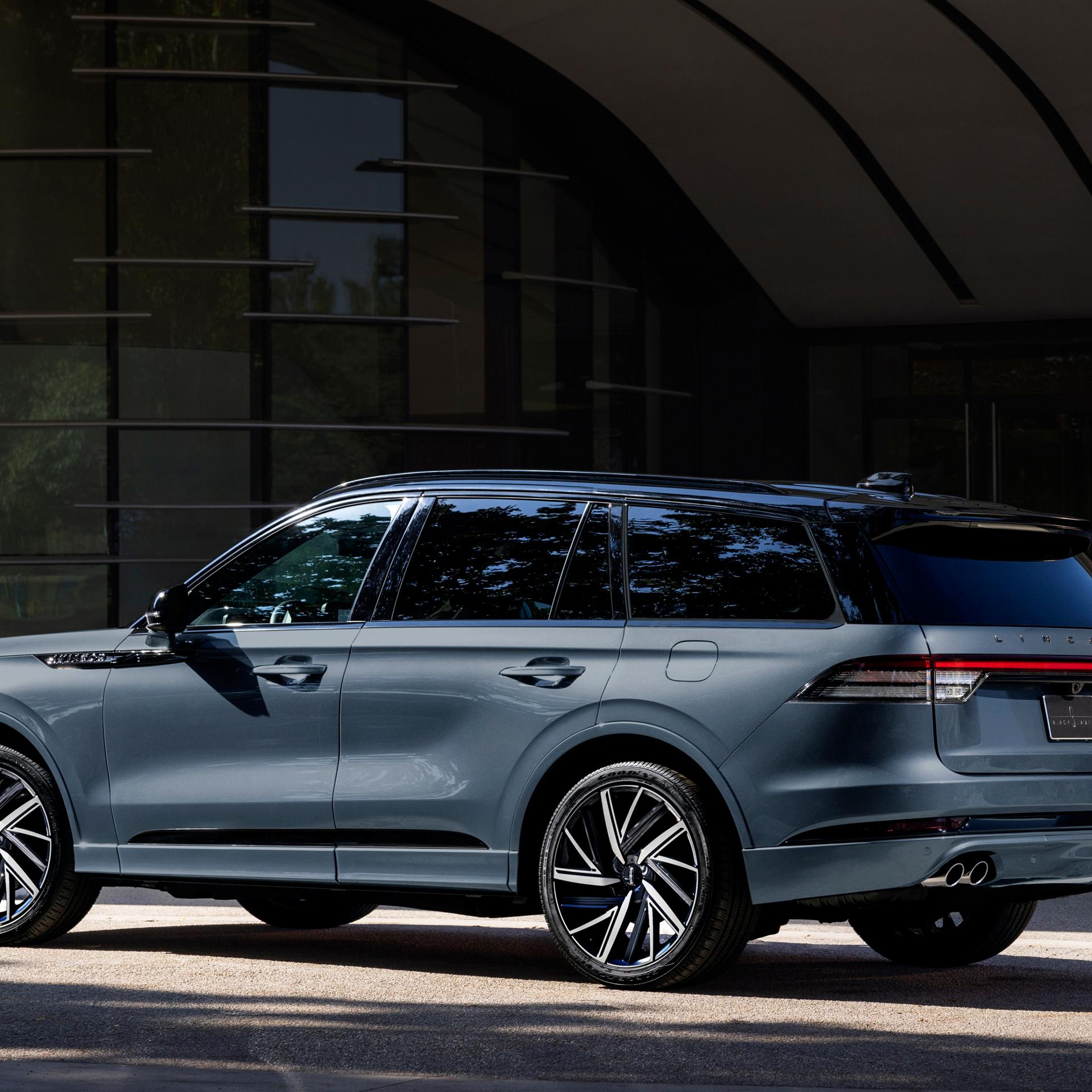 Rear three-quarter view of a 2026 Lincoln Aviator luxury SUV