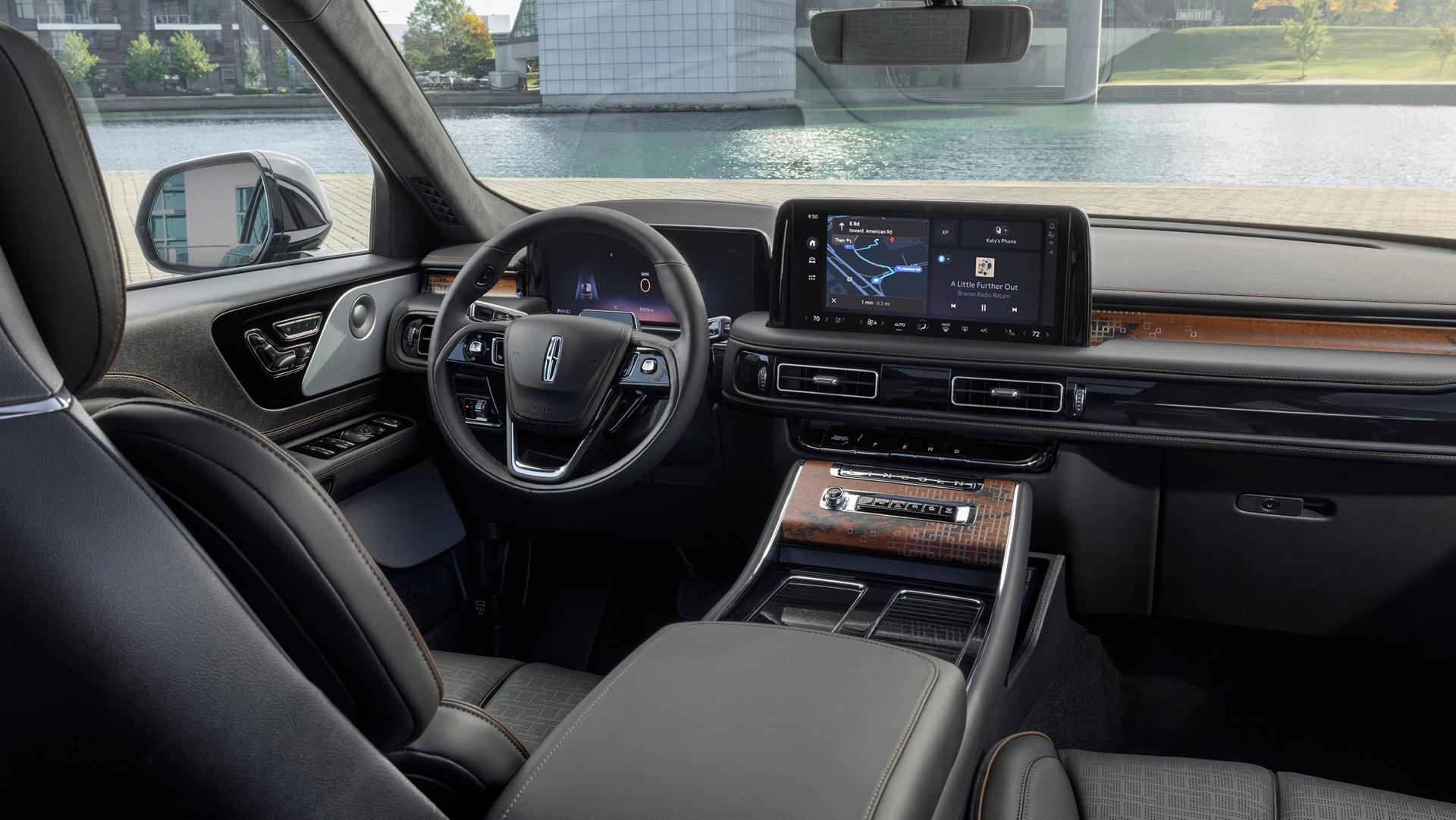 A 2027 Lincoln Aviator® Black Label™ SUV with the Invitation interior theme