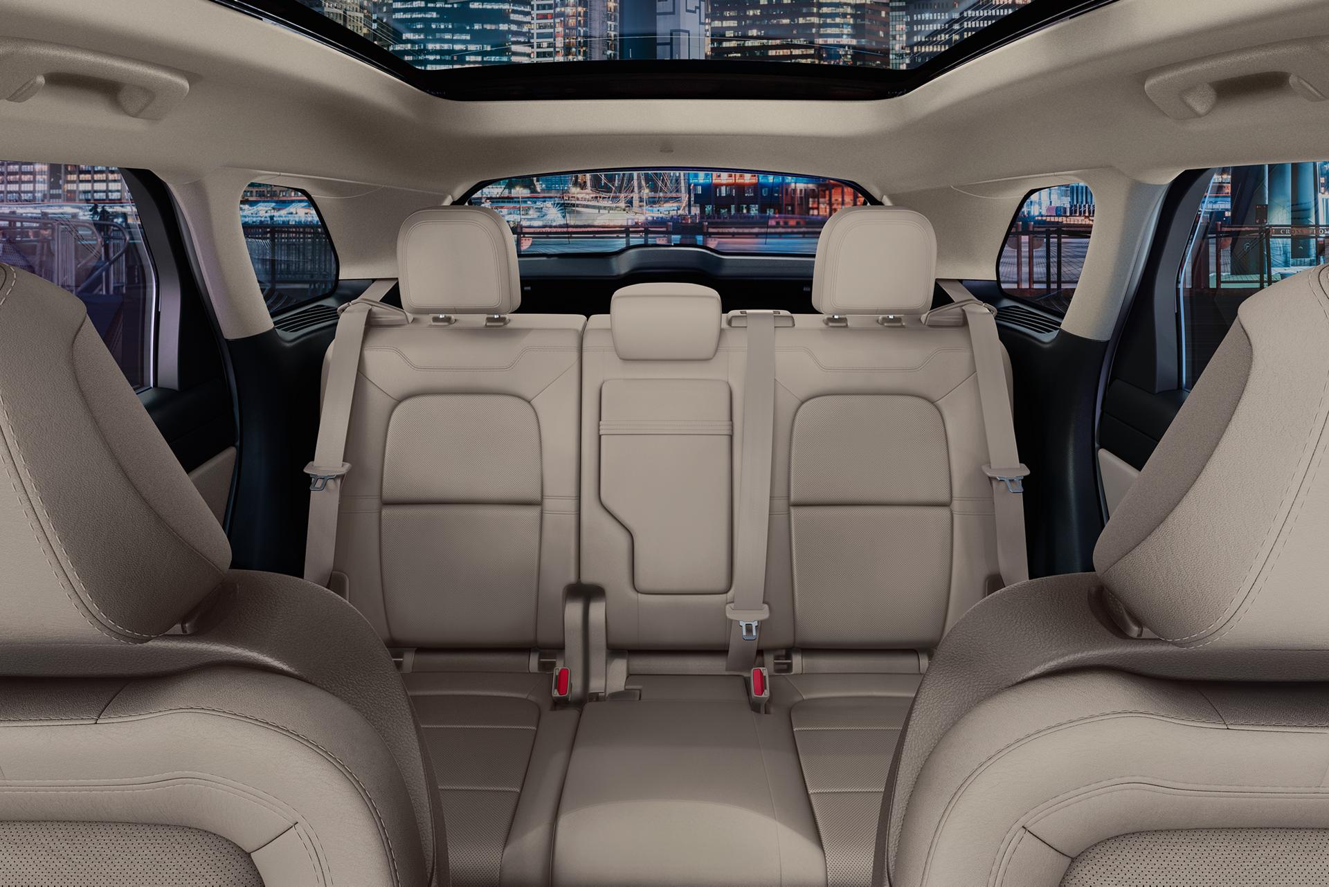 The interior of the Lincoln Corsair® SUV