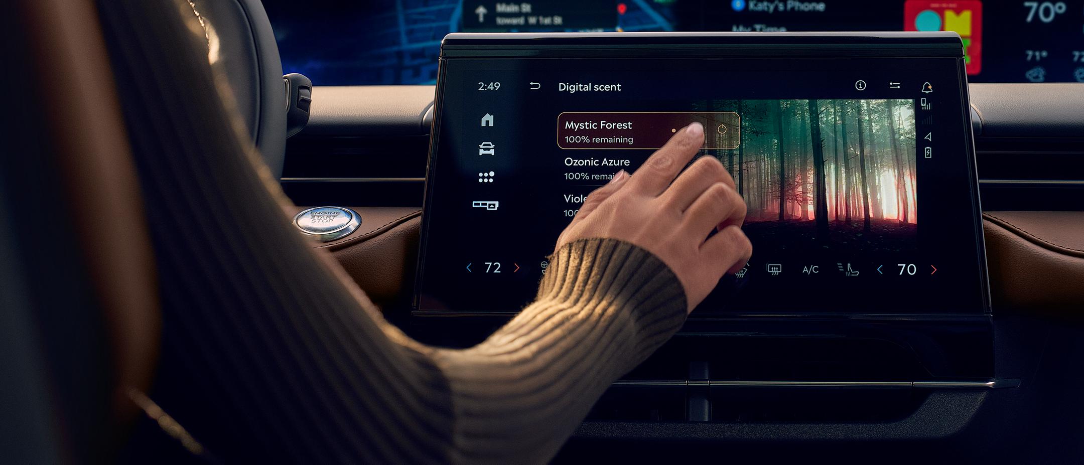 Video preview of the Lincoln Digital Experience screen showing digital scent options.