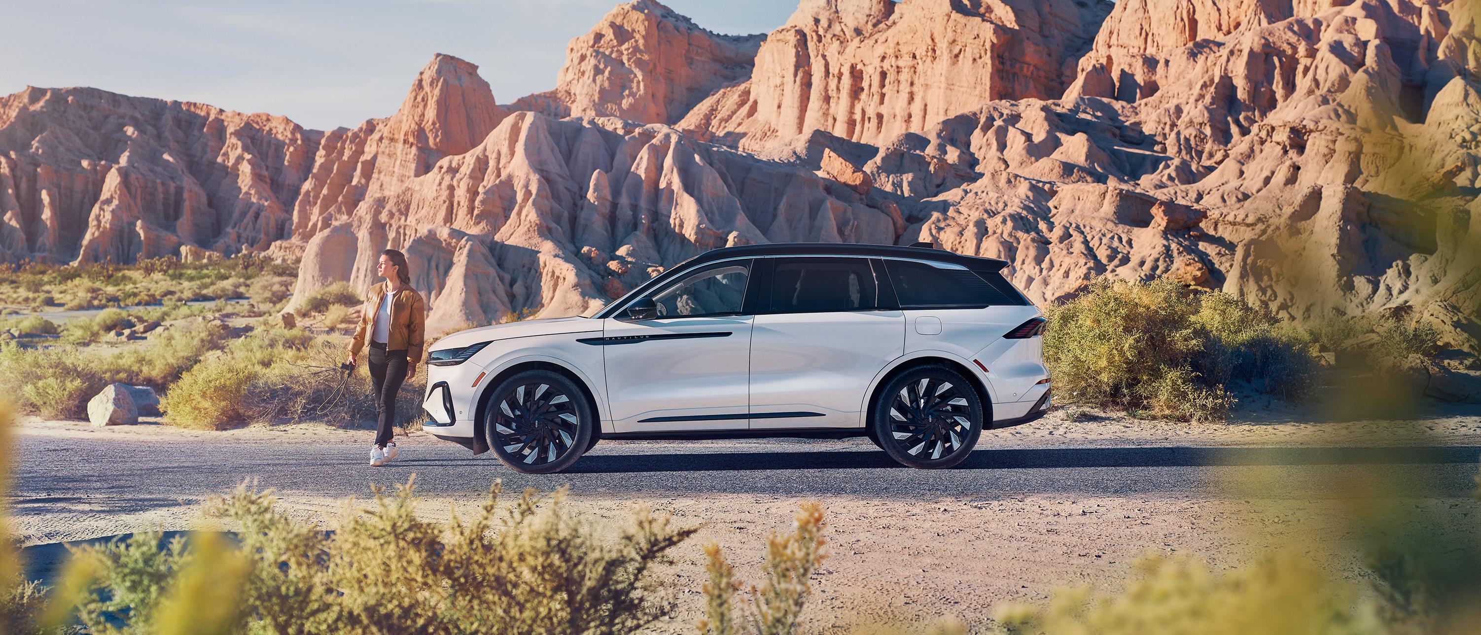 Body color exterior elements of the available Jet Appearance Package