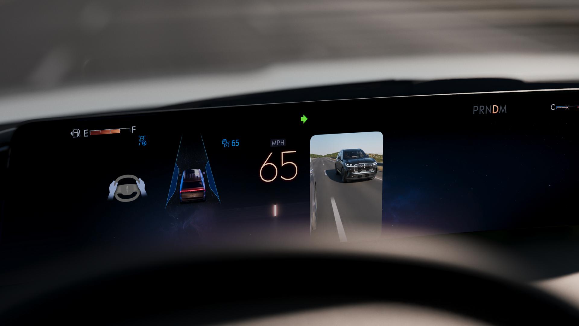 The Panoramic display of 2027 Lincoln Navigator® SUV shows a vehicle in the blind spot