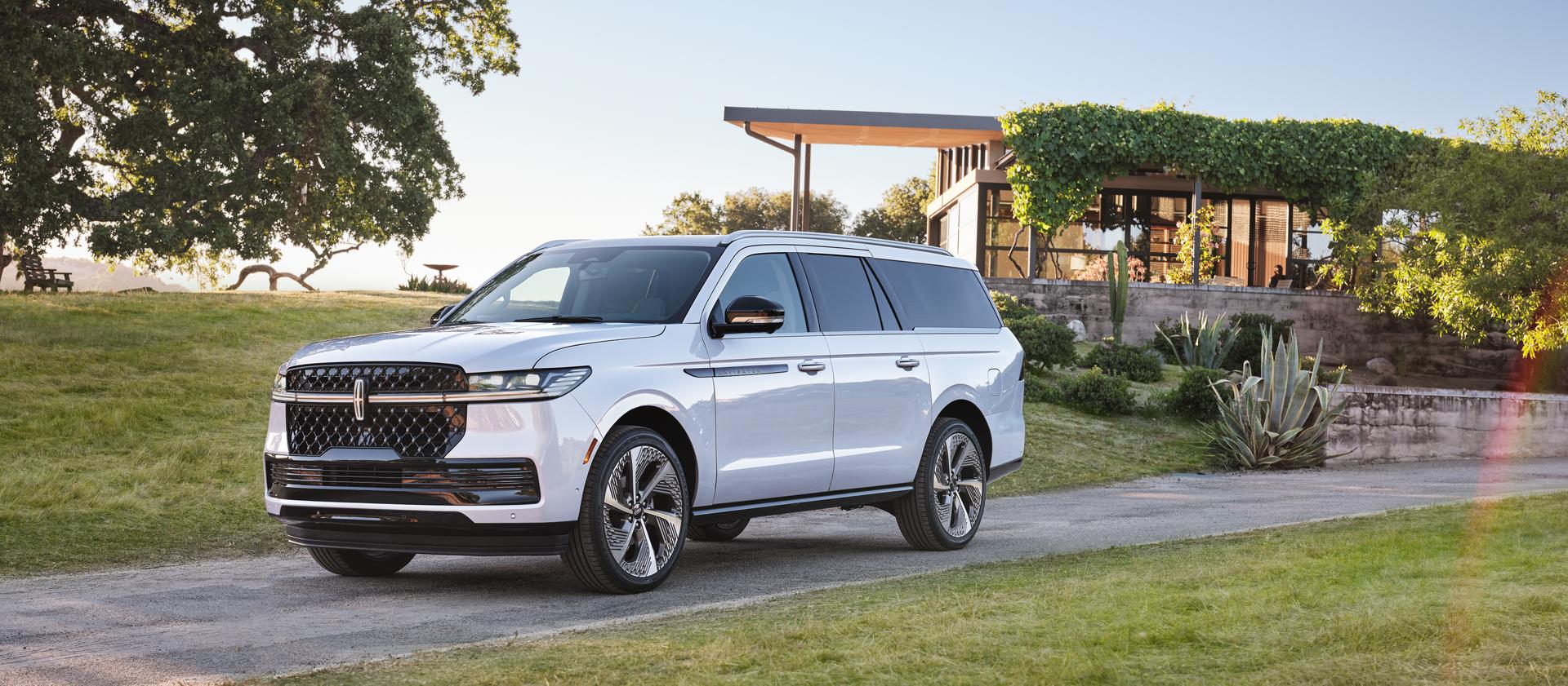 The 2027 Lincoln Navigator® Black Label™ SUV with the Atmospheric theme features unique exterior copper-colored details