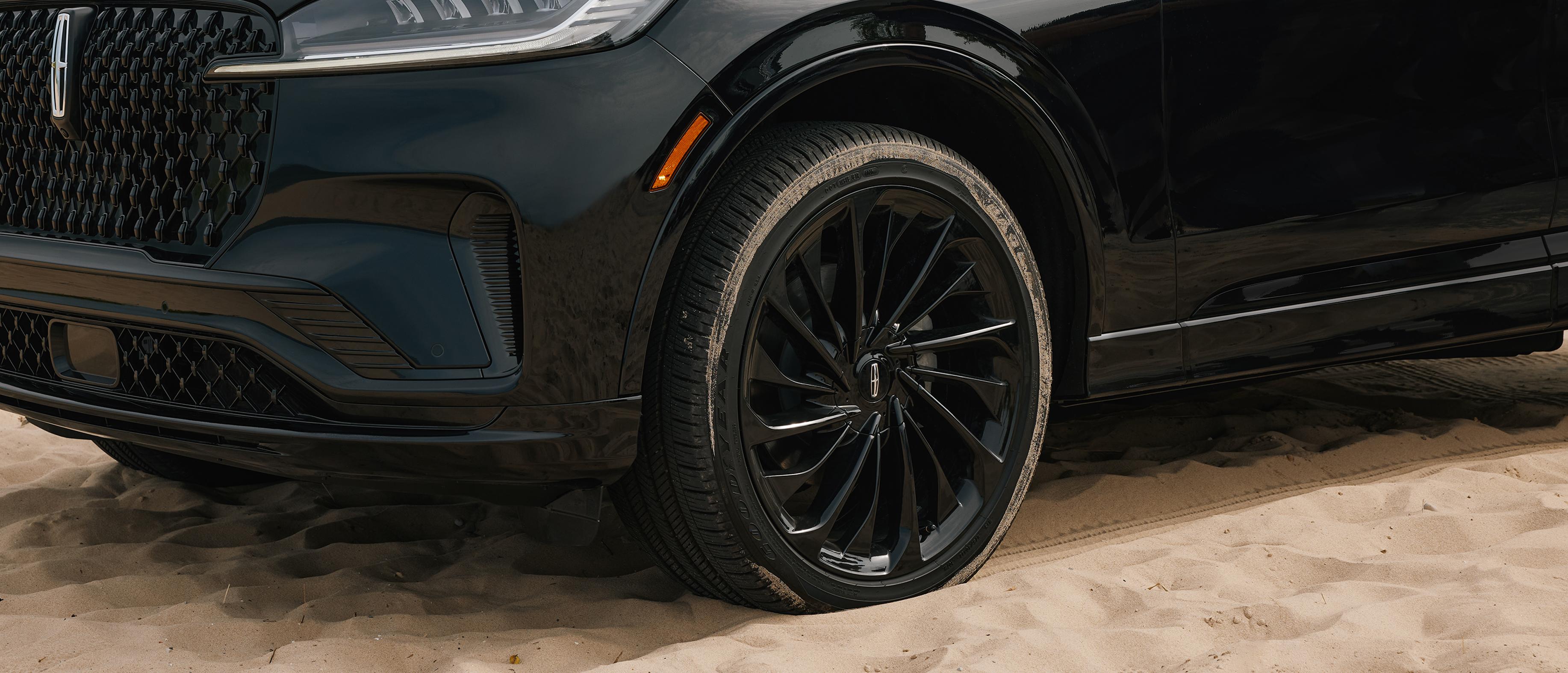 The 22" black-painted aluminum wheel