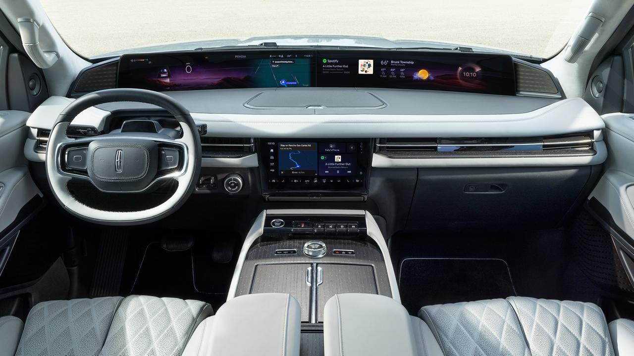 An interior view of a 2027 Lincoln Navigator® SUV.