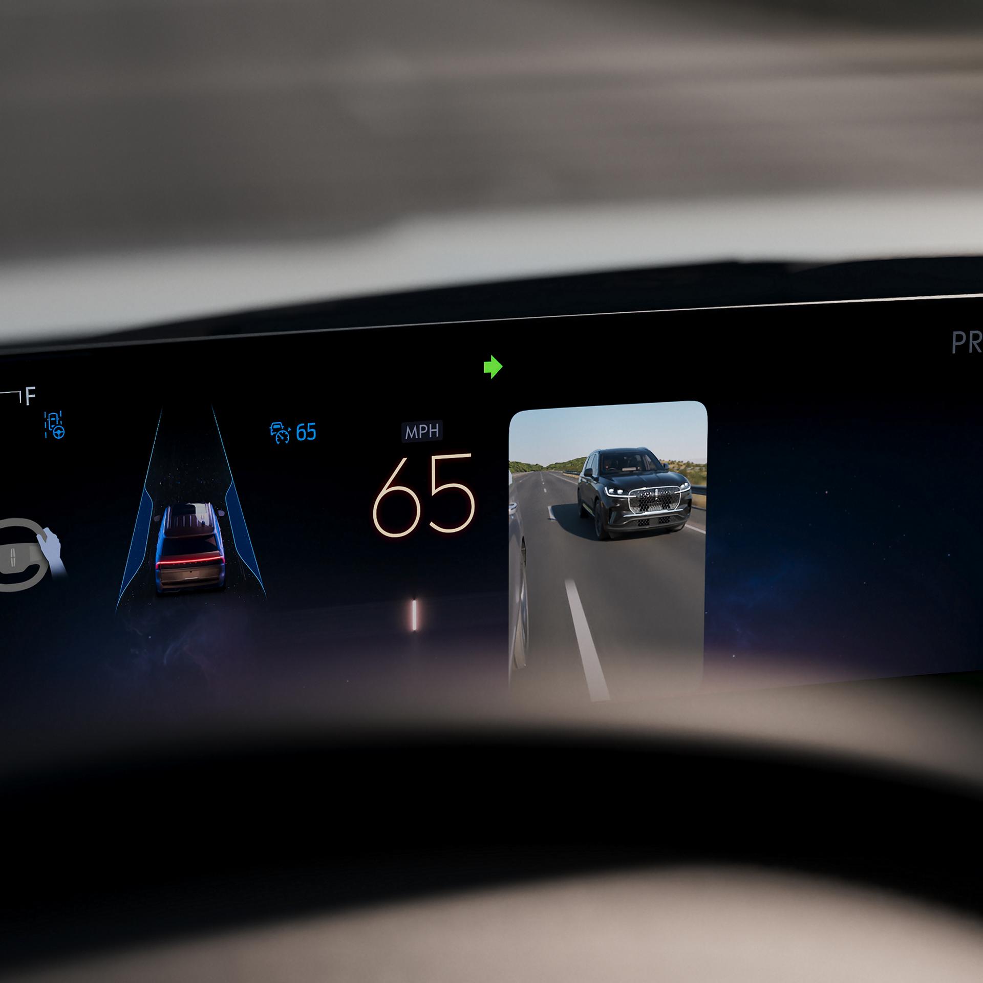 La pantalla panorámica de la Lincoln Navigator® 2026 muestra la cámara lateral que permite la visualización de la señal de giro