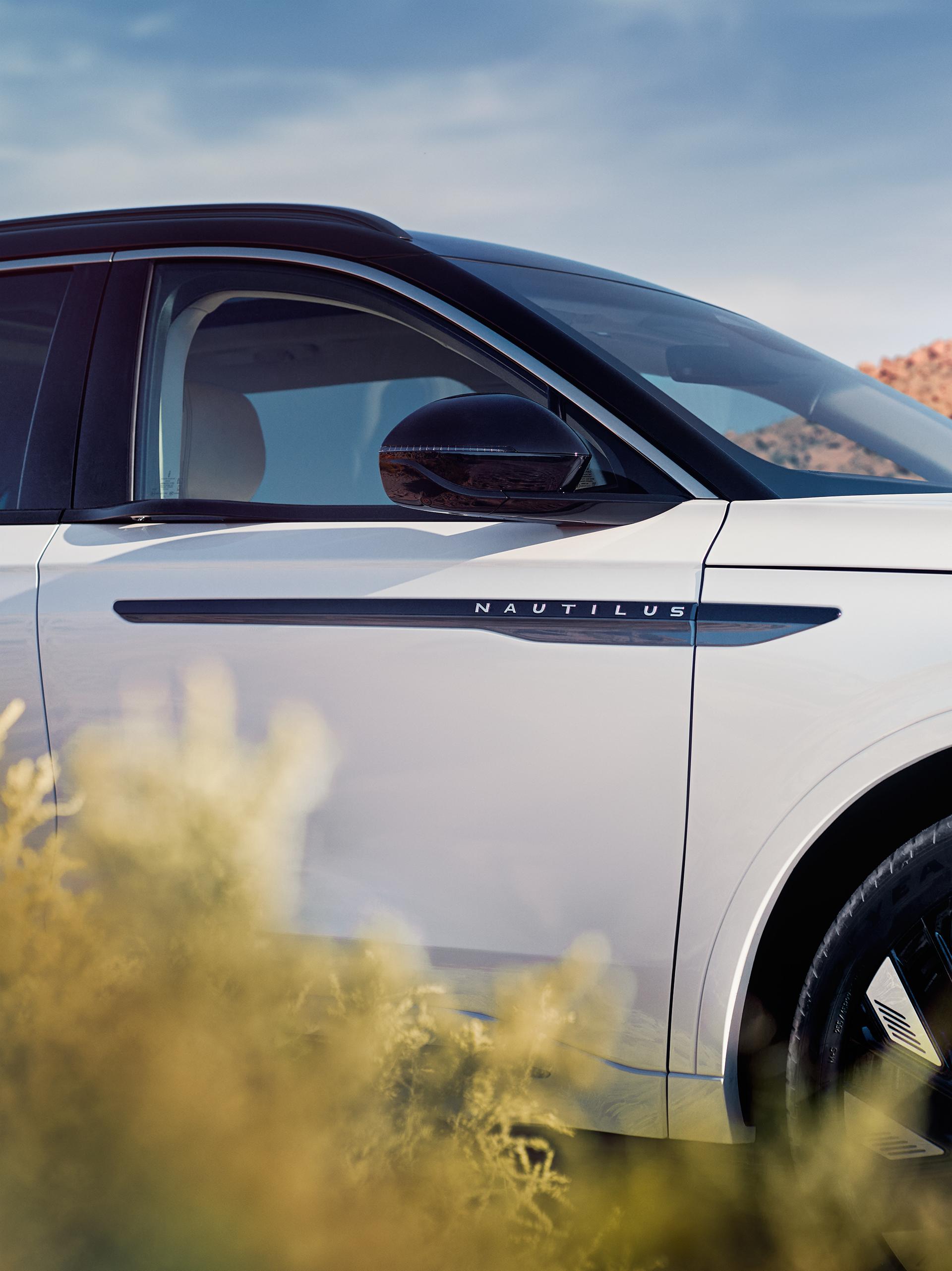 A 2026 Lincoln Nautilus® SUV in the extra cost Pristine White exterior color