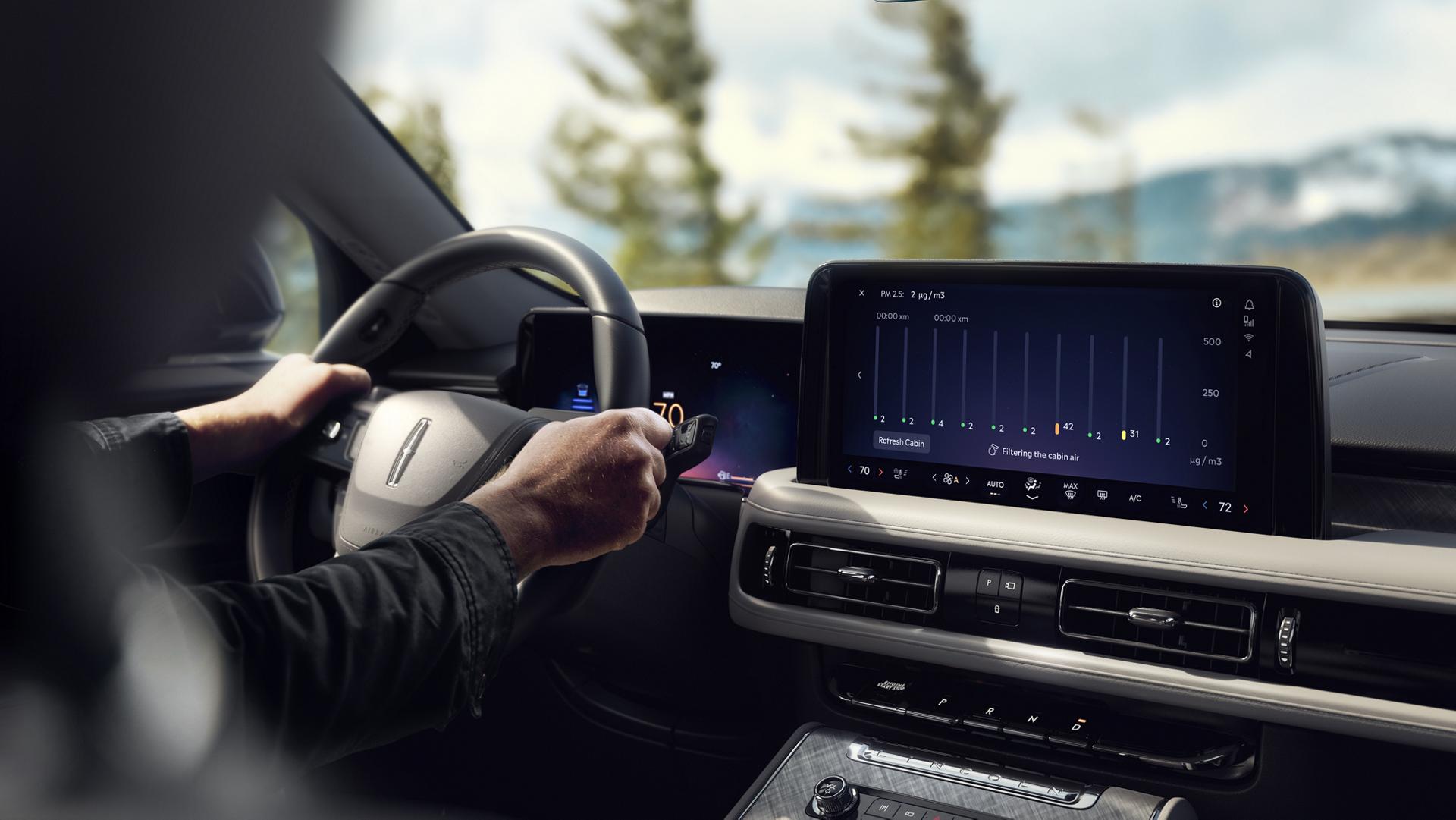 The air quality is displayed on the center touchscreen of a 2027 Lincoln Aviator® SUV