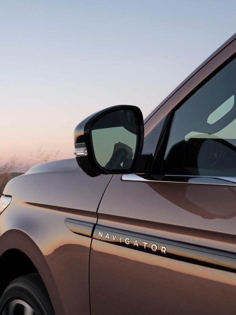 The exterior badging of a 2026 Lincoln Navigator® SUV