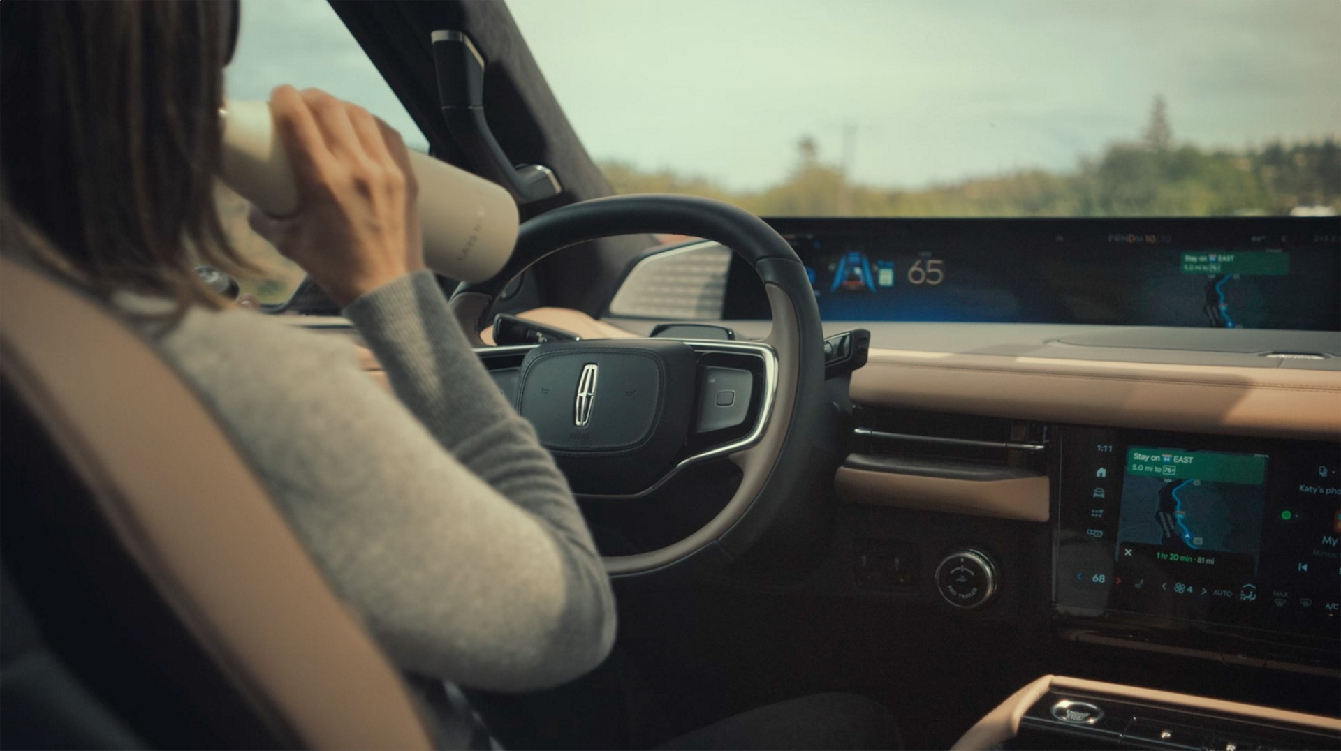 Lincoln Navigator BlueCruise hands-free driving