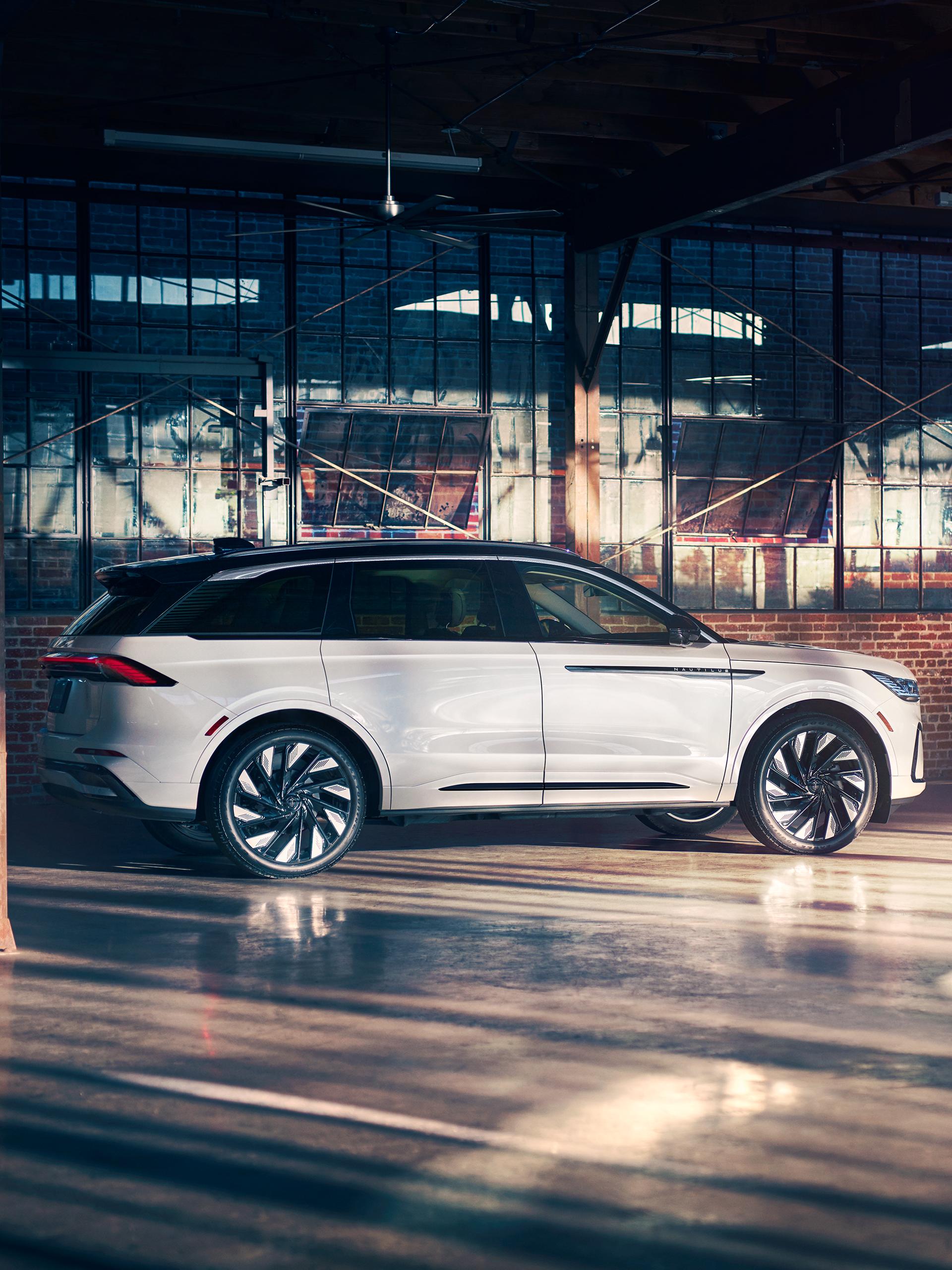A 2026 Lincoln Black Label™ Nautilus® SUV with available 22-inch wheels