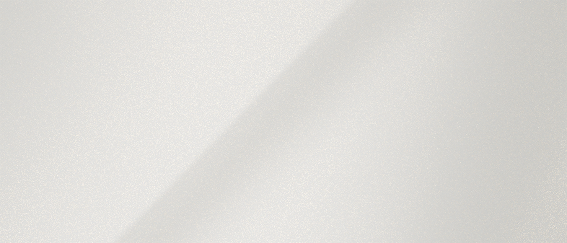 A color chip representing the extra-cost White Platinum Metallic Tri-Coat exterior color